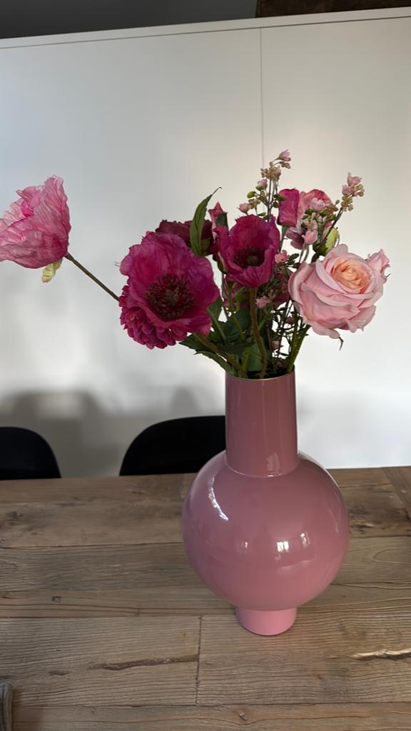 Pip vaas roze met zijde bloemen, Overige materialen, Overige kleuren, Ophalen of Verzenden, Zo goed als nieuw
