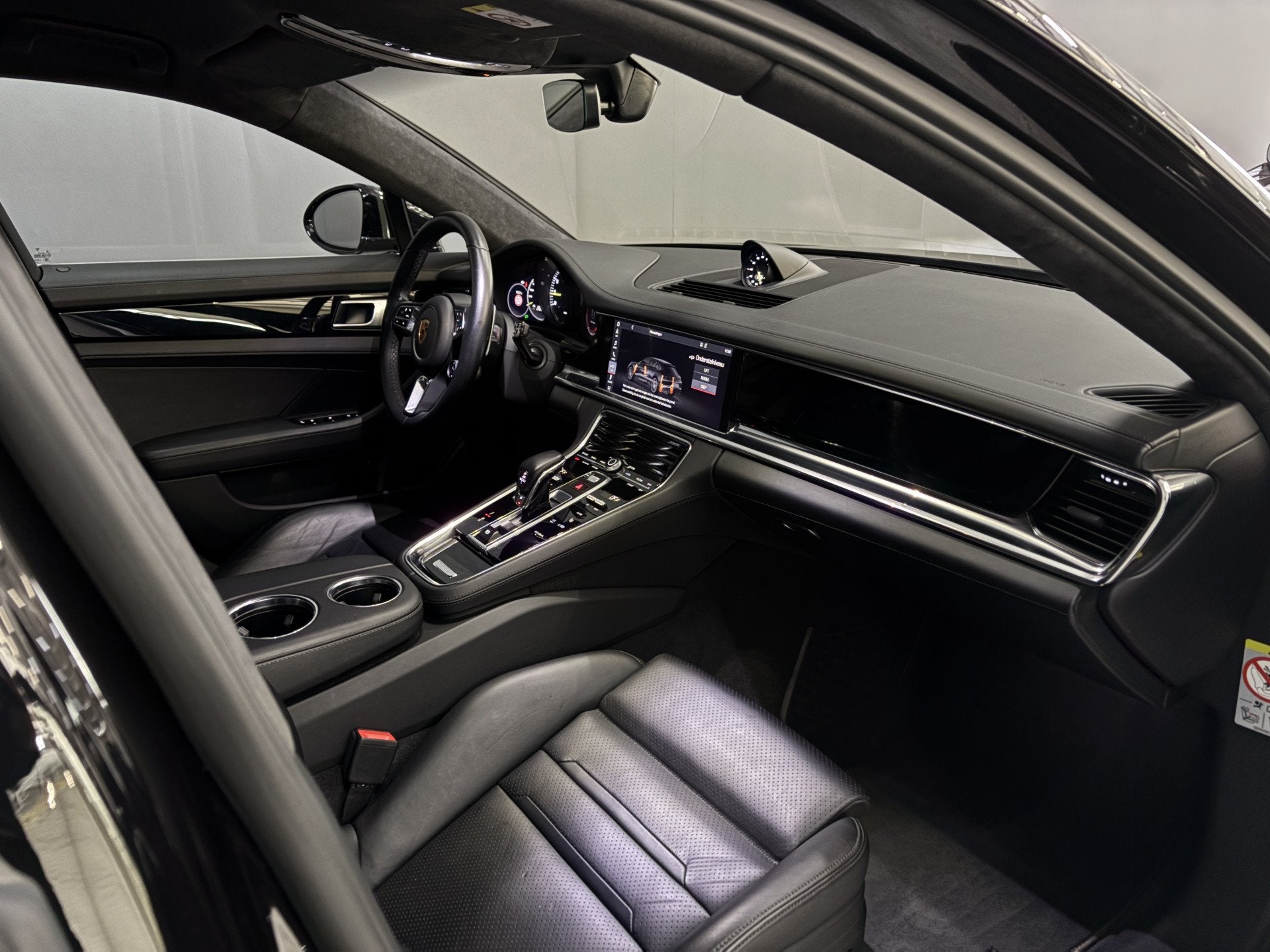 Porsche Panamera Sport Turismo 4.0 Turbo S E-Hybrid Keramisc, Automaat, Dealer onderhouden, Gebruikt, Zwart