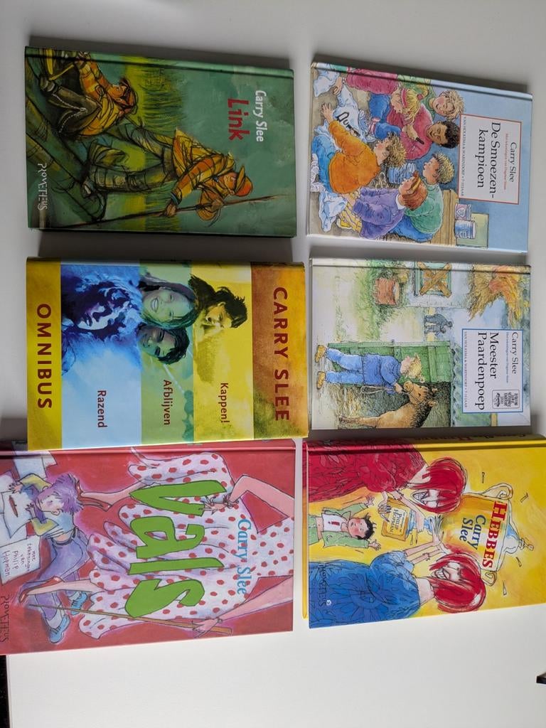Carry Slee: 6 boeken (maar 1 omnibus, dus 8 boeken), Ophalen of Verzenden, Zo goed als nieuw, Carry Slee, Fictie