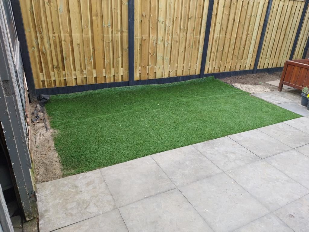 Kunstgras, 240 cm x 400 cm. 9,6 m2., Tuin en Terras, Gras en Kunstgras, Ophalen, Zo goed als nieuw, Minder dan 10 m², Kunstgras