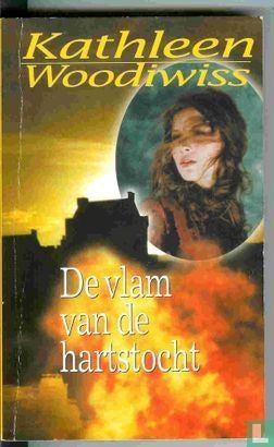 Kathleen Woodiwiss- De Vlam van de Hartstocht, Boeken, Historische romans, Gelezen, Verzenden