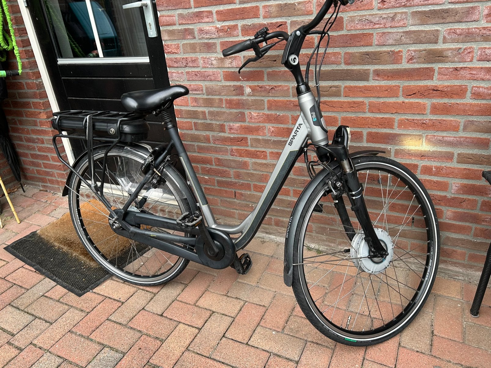 Sparta F8E elektrische fiets grijs zwart sportief 522wh accu, Fietsen en Brommers, Elektrische fietsen, 51 tot 55 cm, Ophalen of Verzenden