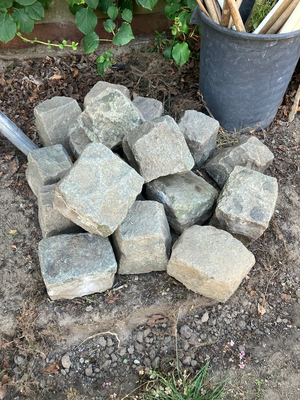 18 kasseien voor tuin of oprit, Tuin en Terras, Grind, Keien en Split, Ophalen, Gebruikt, Graniet, Kei