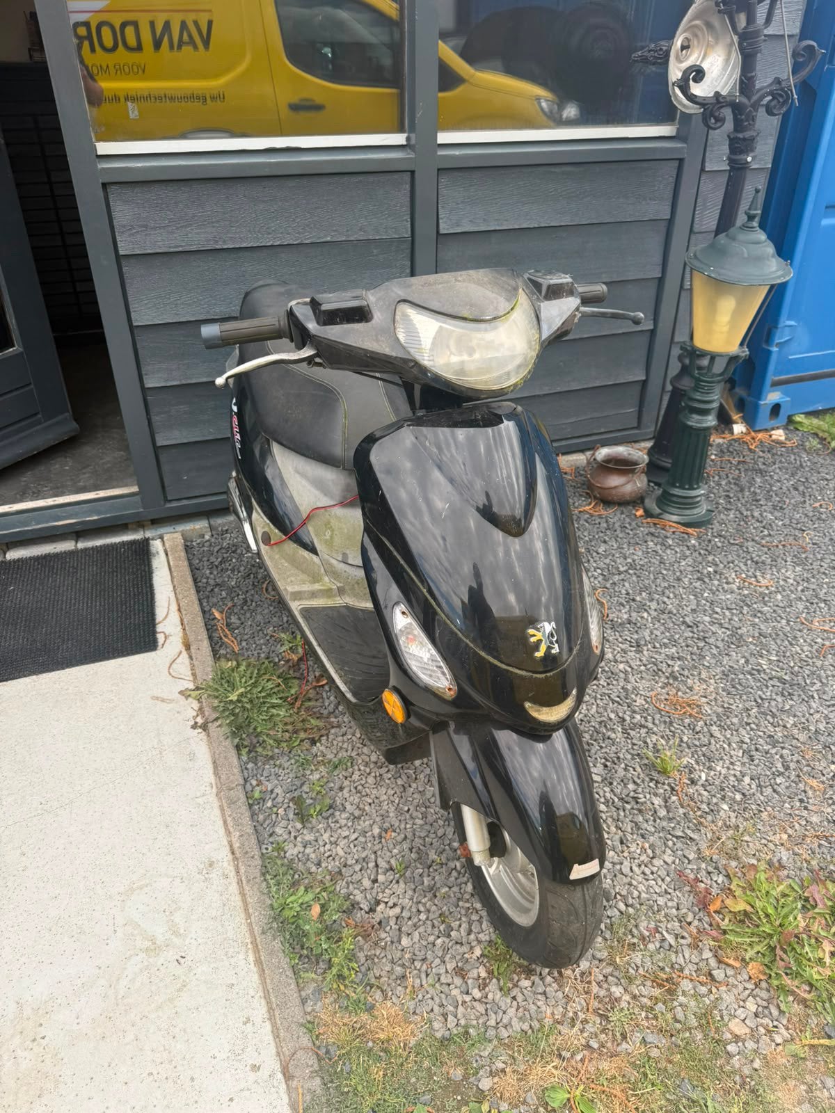 Peugeot v-clic, Ophalen, Zo goed als nieuw