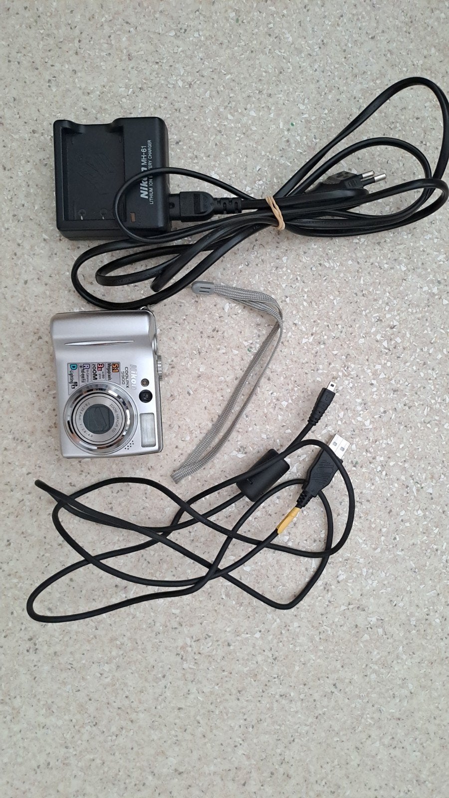 nikon coolpix compact camera, Ophalen of Verzenden, Zo goed als nieuw, Nikon, 8 keer of meer