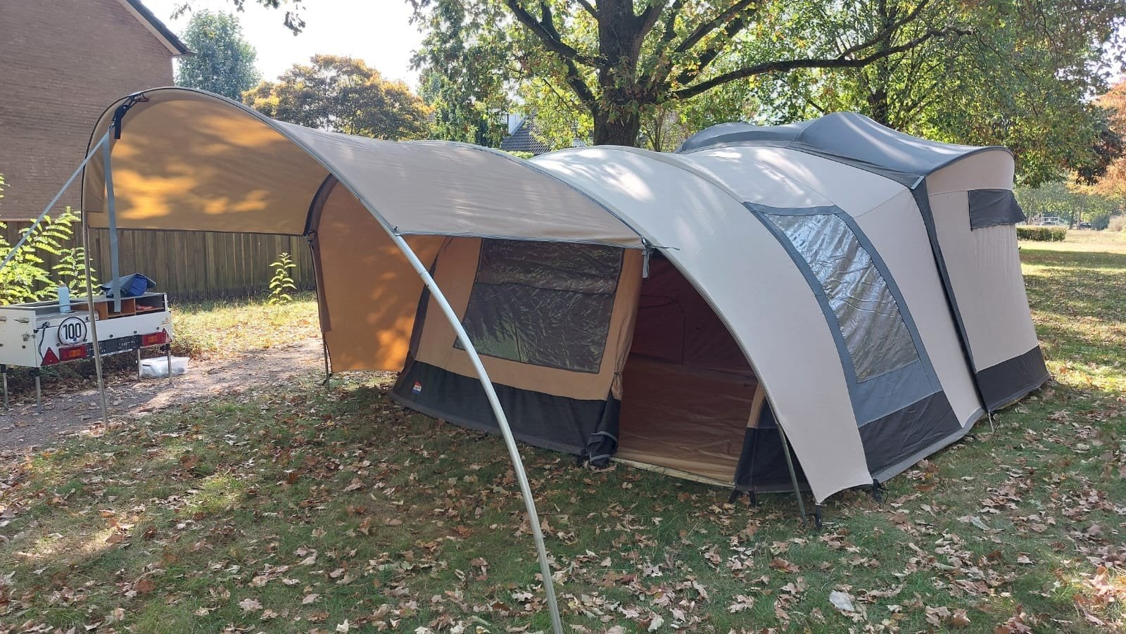prachtige Cabanon Manga 2012 in uitstekende staat, Caravans en Kamperen, Ophalen, Beige, Cabanon, Aanwezig