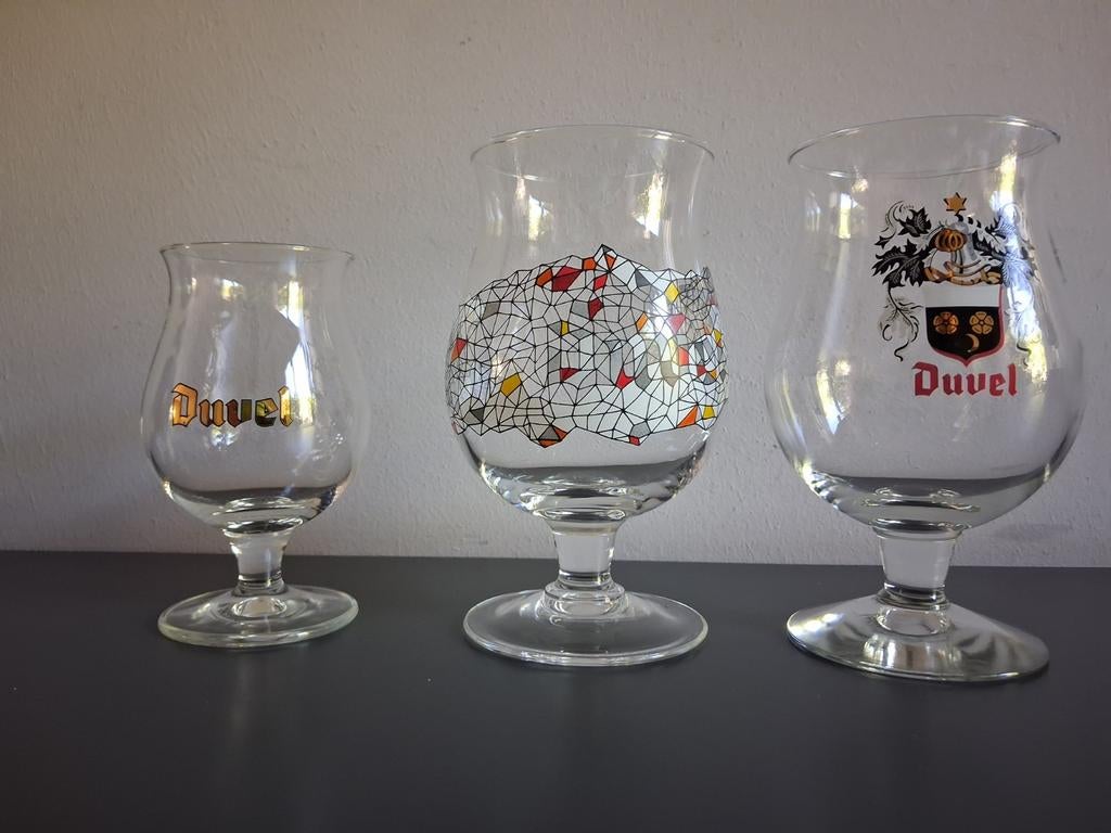 3x Duvel bierglas - Diverse uitvoeringen, Antiek en Kunst, Antiek | Glas en Kristal, Ophalen of Verzenden