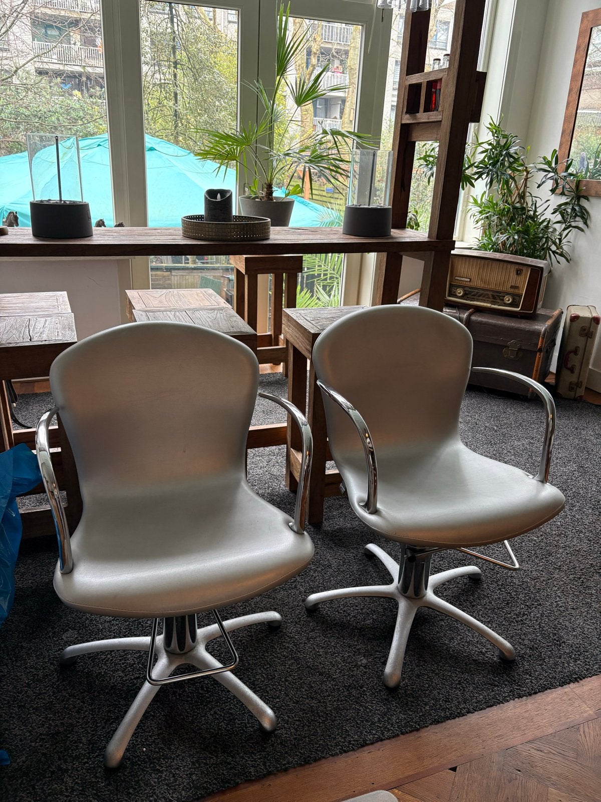 2x Pietranera Made in Italy kappersstoelen