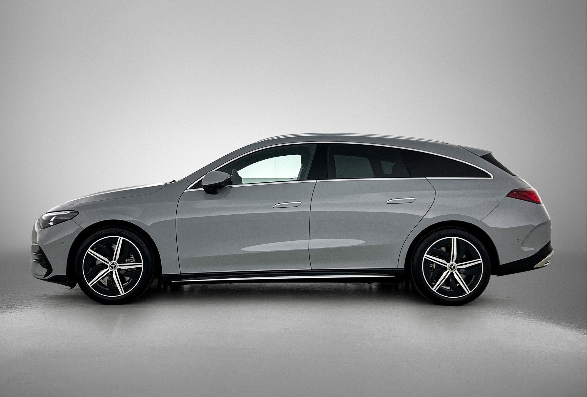 Mercedes-Benz CLA-Klasse Shooting Brake 250+ Business Soluti, Auto's, Automaat, CLA, Achterwielaandrijving, Zwart