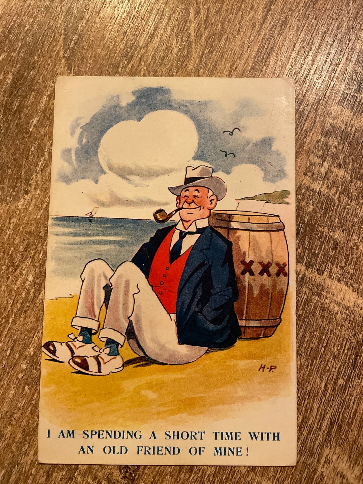 Vintage Ansichtkaart: Man met Pijp op Strand, Isle of Wight, Verzamelen, Ophalen of Verzenden, Voor 1920, Gelopen, Overige thema's