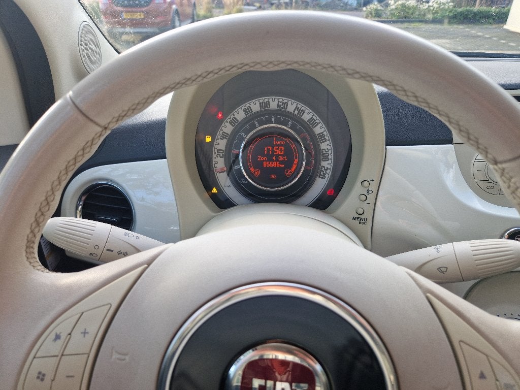 Foto 7 van Fiat 500C 1.2 AUT C 2010 Wit