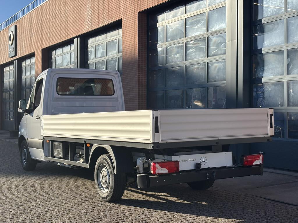 Mercedes-Benz eSprinter 420 Chassis L3 Pro 81kWh I 4250 GVW, Auto's, Automaat, 81 kWh, Zwart, Wit