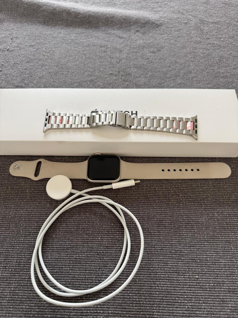 Apple watch se 40mm, Sieraden, Tassen en Uiterlijk, Smartwatches, Ophalen of Verzenden, Gebruikt, Roze, IOS