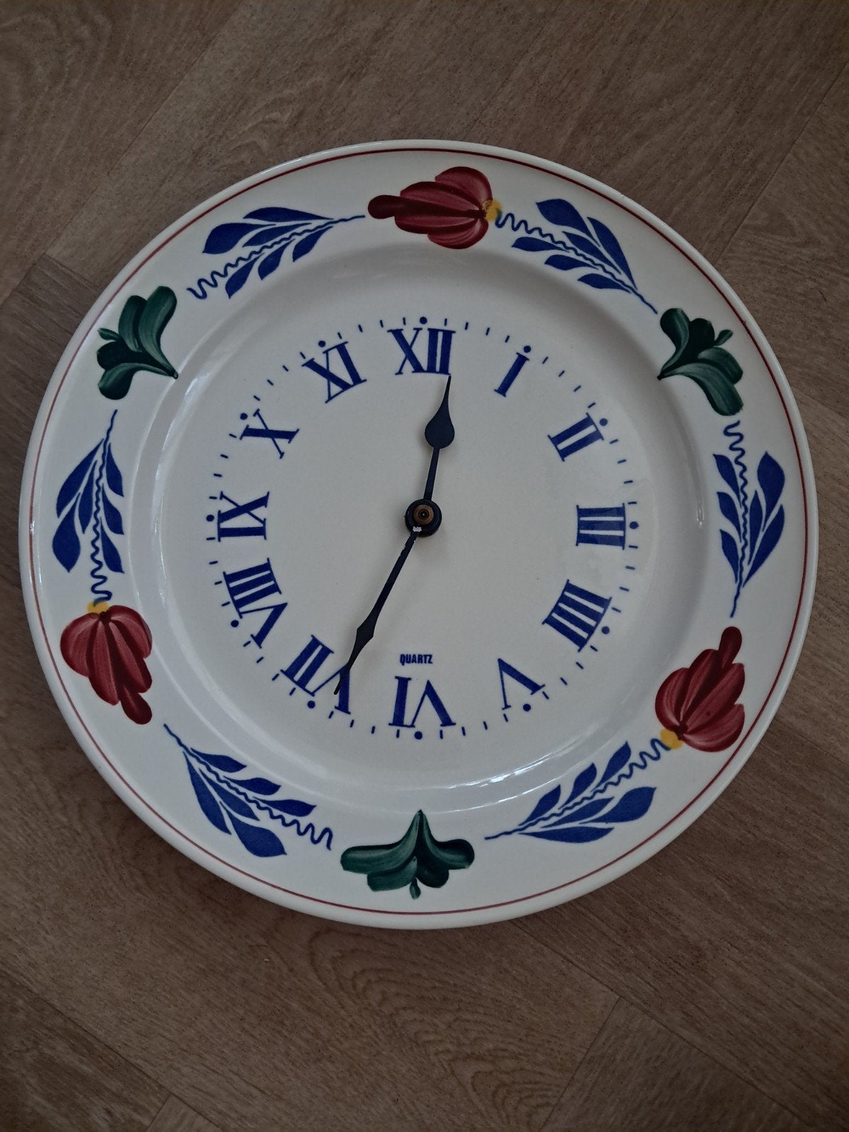 boerenbont Wandklok  Villeroy & Boch  bord met Romeinse cijf, Ophalen of Verzenden
