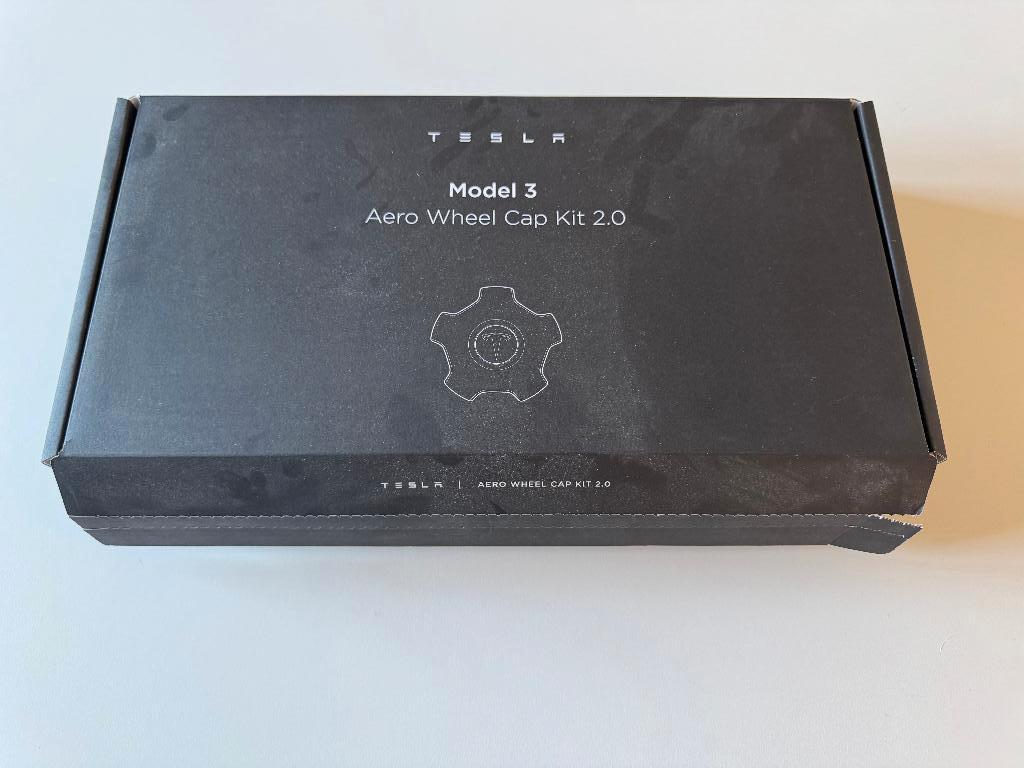 Tesla Model 3 Aero Wheel Cap Kit 2.0, Auto diversen, Wieldoppen, Verzenden, Zo goed als nieuw