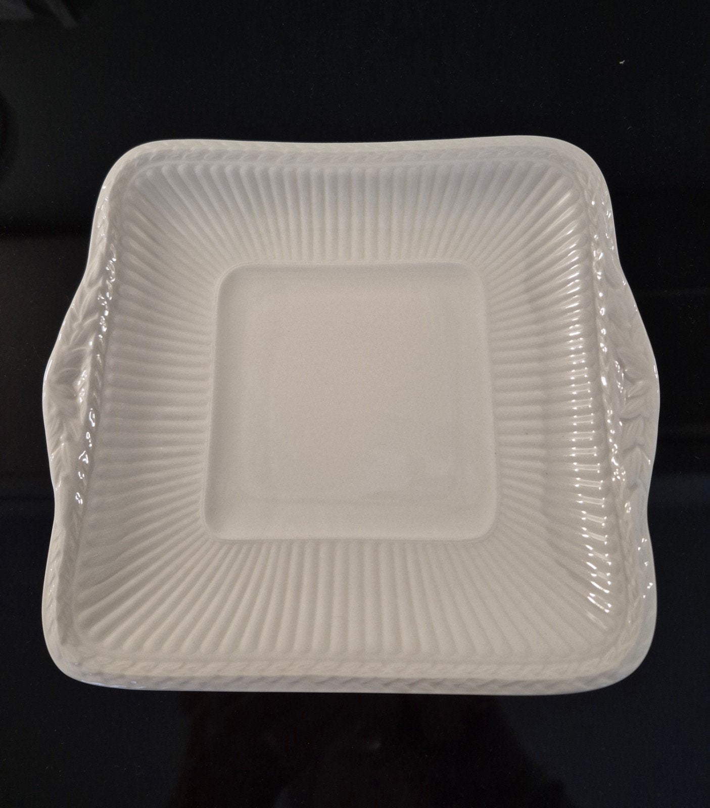 Wedgwood Edme vierkante schaal, Ophalen of Verzenden, Wedgwood, Porselein, Schaal of Schalen
