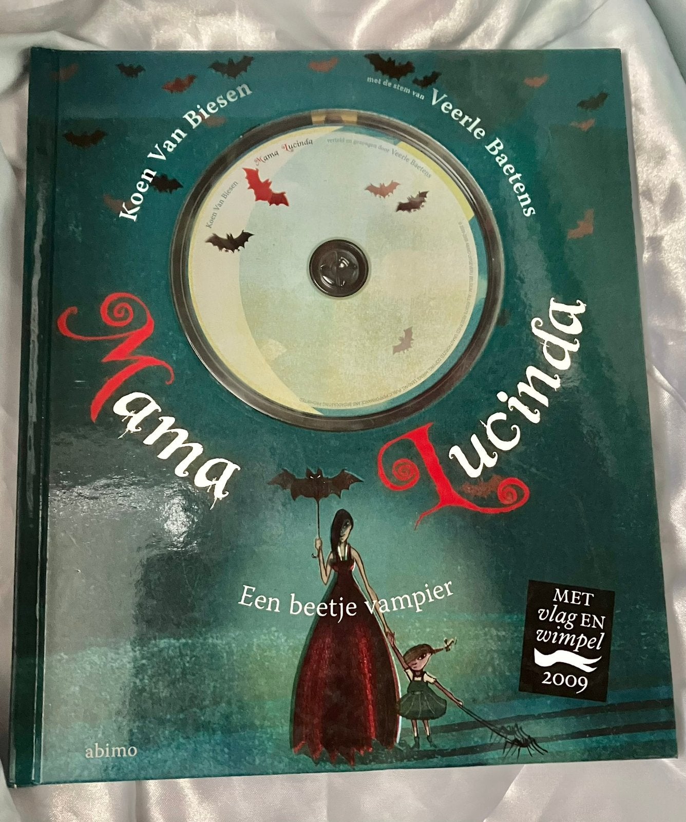 Boek mama lucinda met cd nw, Boeken, Ophalen of Verzenden