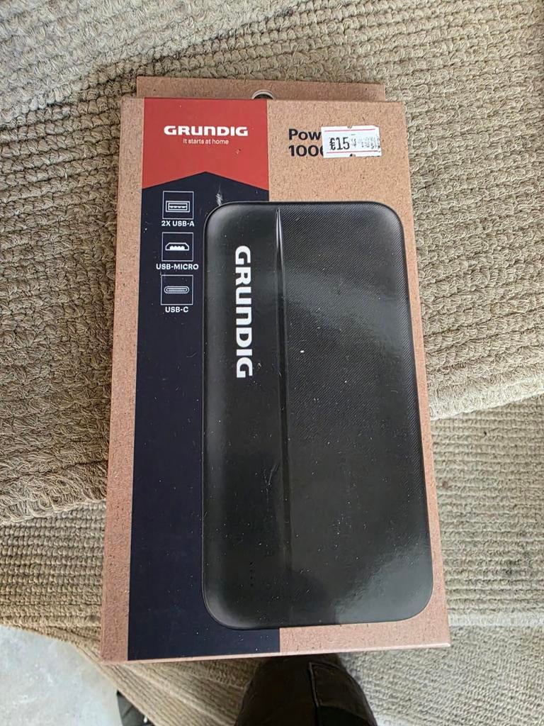Grundig Powerbank 10000 mAh - Nieuw in verpakking, Thomas-Edison-Platz 3, 63263 Neu-Isenburg, Duitsland, Info@grundig.com, Nieuw