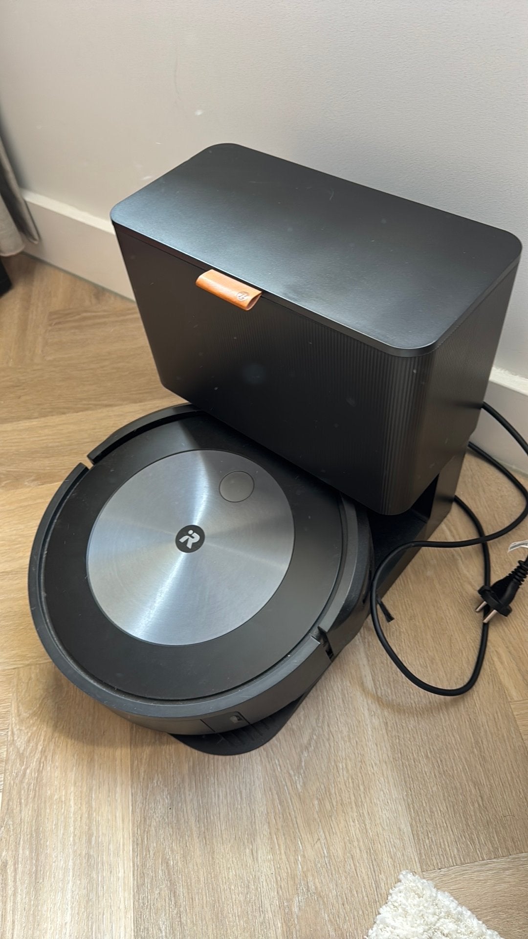 iRobot roomba j7+, Ophalen of Verzenden, Zo goed als nieuw, Robotstofzuiger