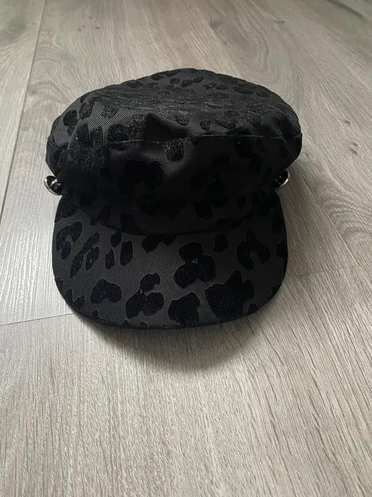 Leuke pet met panterprint, Ophalen, Zo goed als nieuw, One size fits all