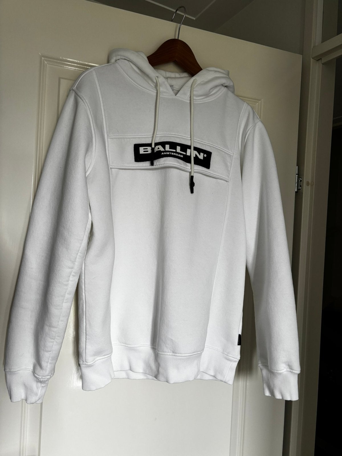 Hoodie Ballin purewhite heren maat L, Kleding | Heren, Ophalen of Verzenden, Zo goed als nieuw, Maat 52/54 (L), Wit