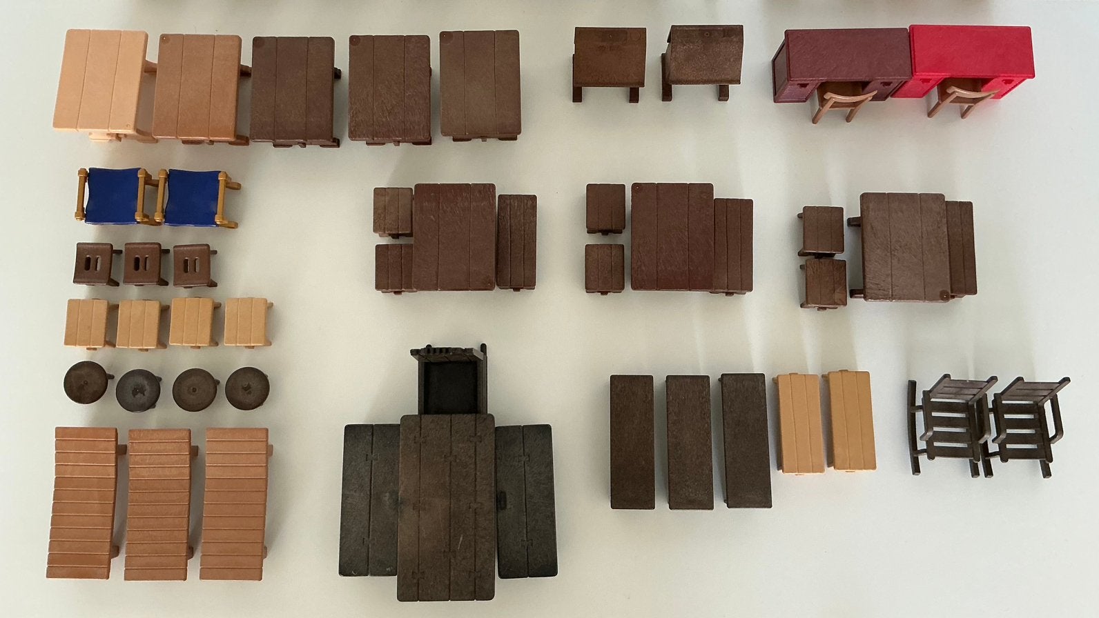 Playmobil tafels, krukjes, bureau, etc., Ophalen of Verzenden, Gebruikt, Losse onderdelen