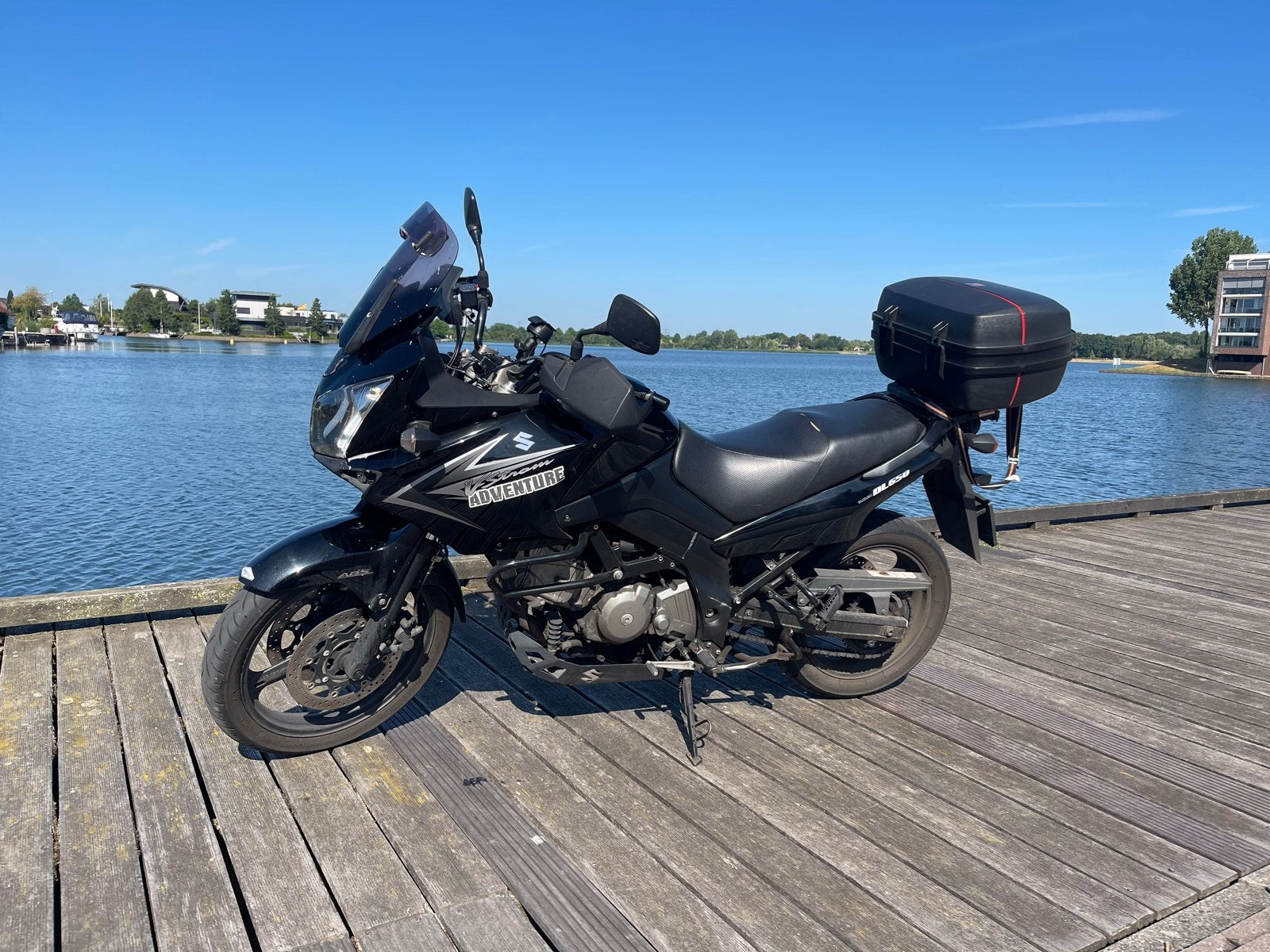Suzuki V-Strom DL650 - Klaar voor elk avontuur!, 2 cilinders, Occasion, Motorrijbewijs A, Particulier