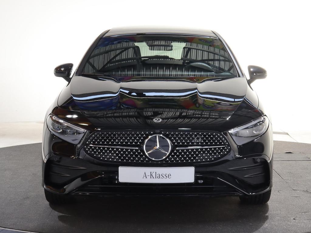 Mercedes-Benz A-Klasse 250e Business Solution AMG | Panorama, Auto's, 4 cilinders, Plug-in hybride, Bedrijf, Nieuw