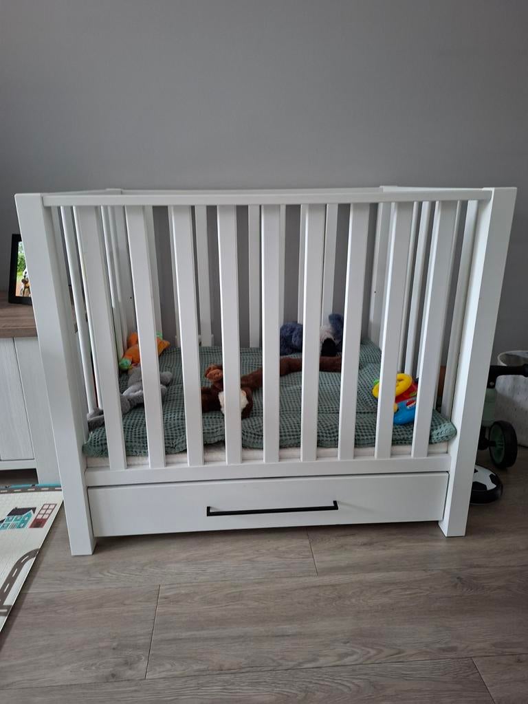 Box wit, Ophalen, Zo goed als nieuw