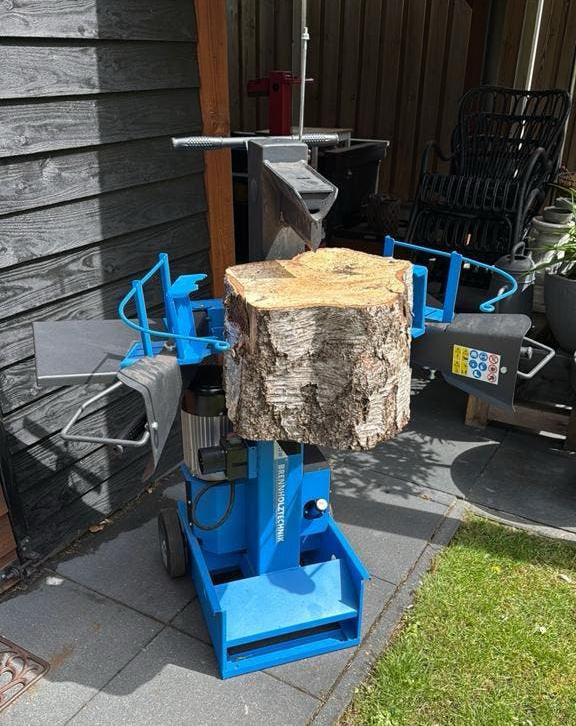 Krachtige staande houtklover, kloofmachine, klover 8 ton., Tuin en Terras, Kloofmachines, Ophalen of Verzenden, Zo goed als nieuw
