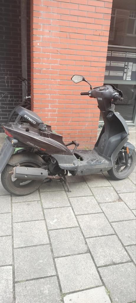 Kymco agility 50 onderdelen of opknapper (carterpan mist)