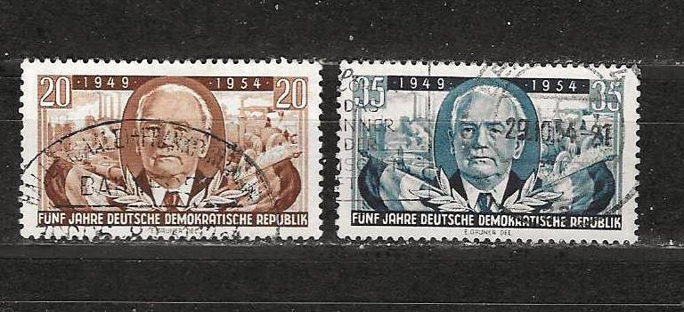 DDR 443-444, Ophalen of Verzenden, DDR, Gestempeld