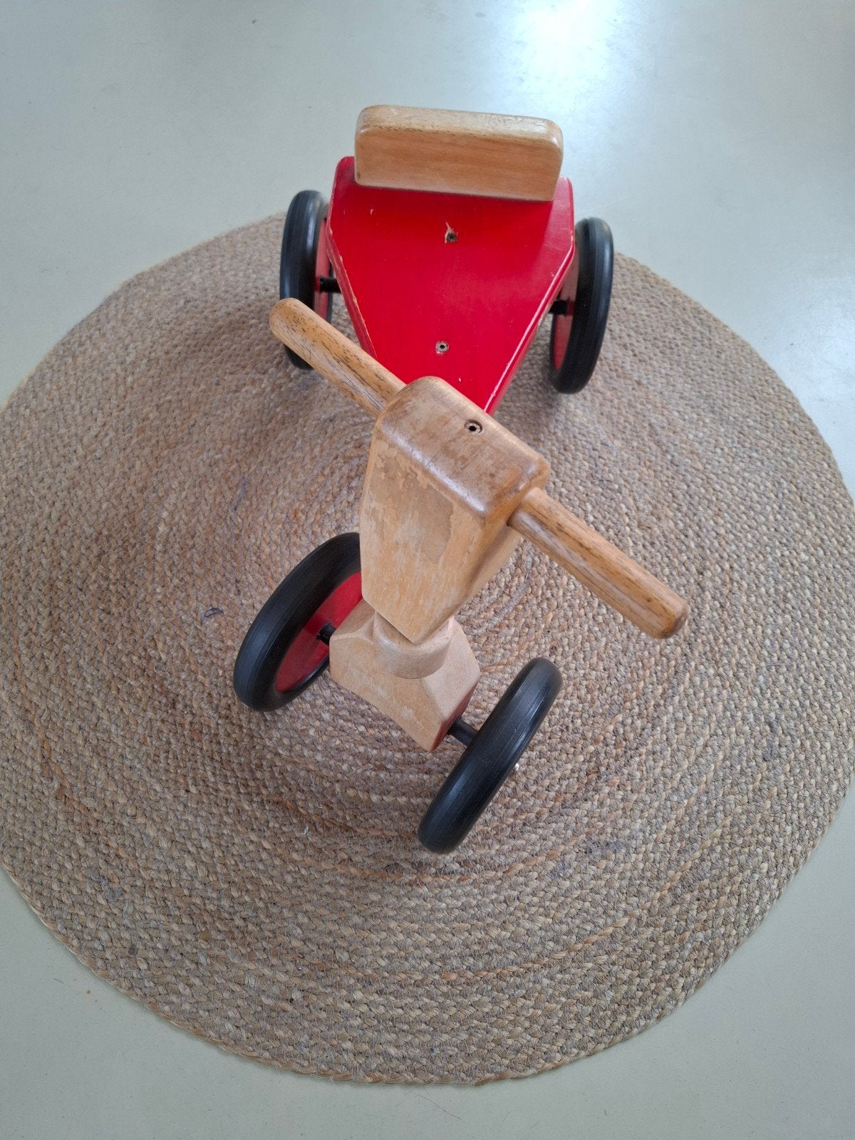 Houten loopfietsje voor dreumes/peuters - rood/houtkleur, Ophalen, Gebruikt, Loopfiets