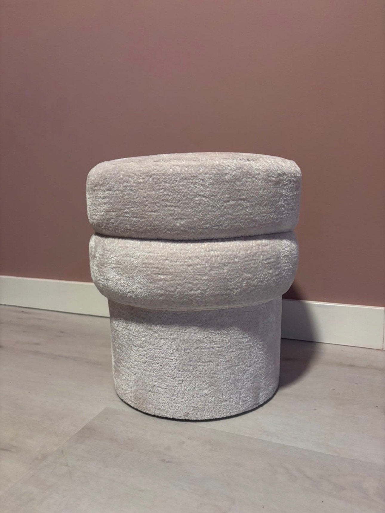Kwantum Pineto - lichtroze poef, Ophalen, Overige materialen, Rond, Minder dan 50 cm