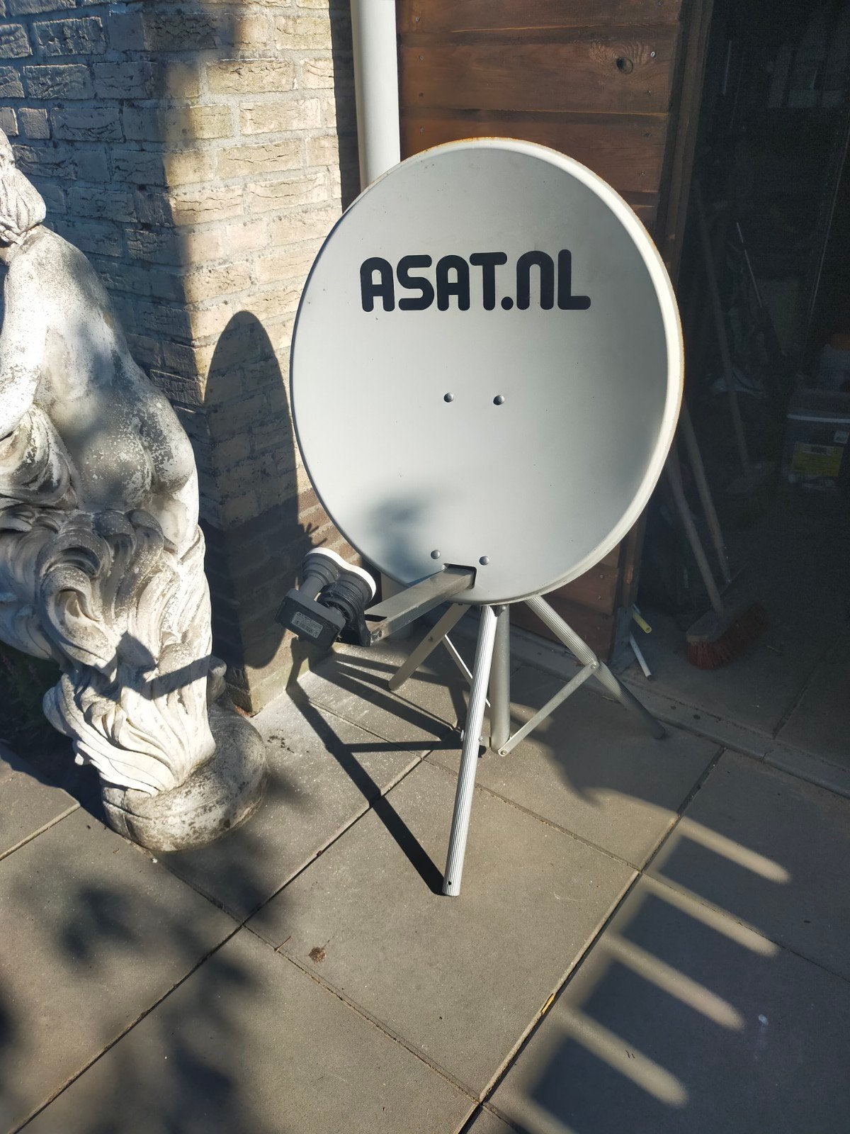 Satelliet schotel, Ophalen, Overige merken