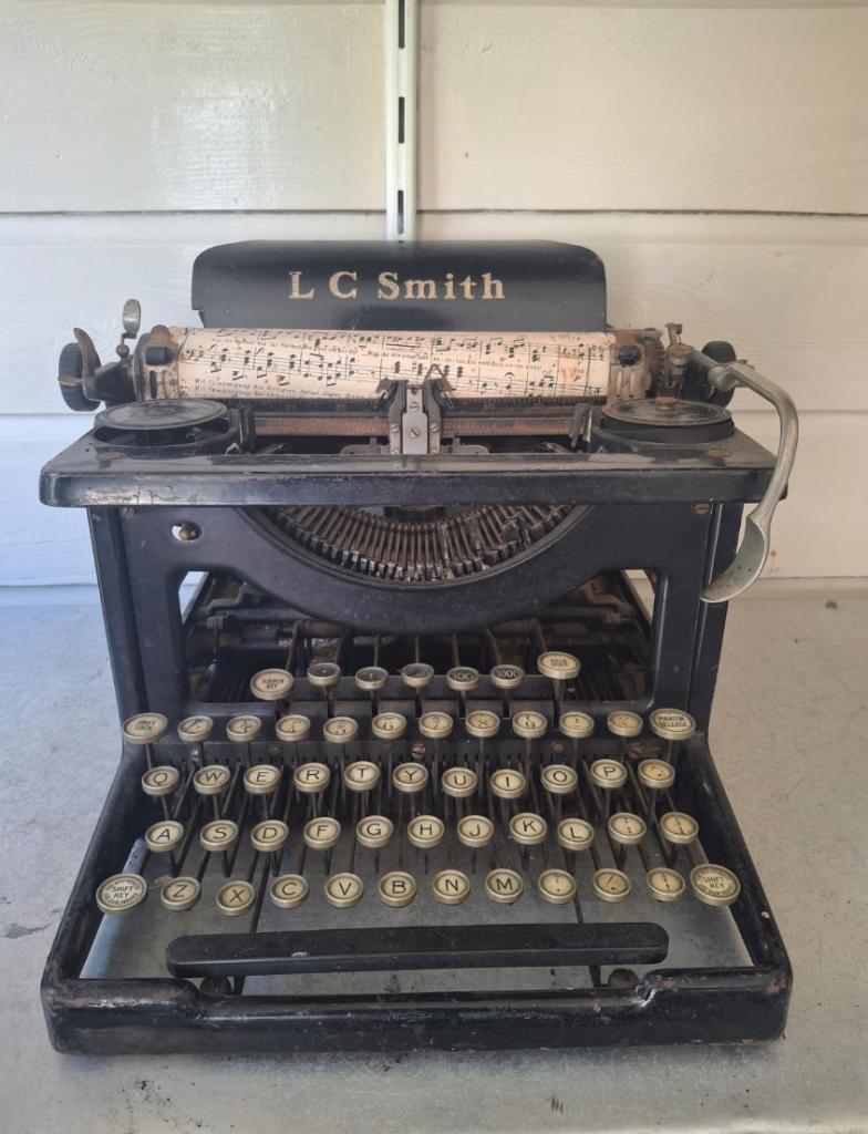 LC Smith No.8 Typemachine, Ophalen