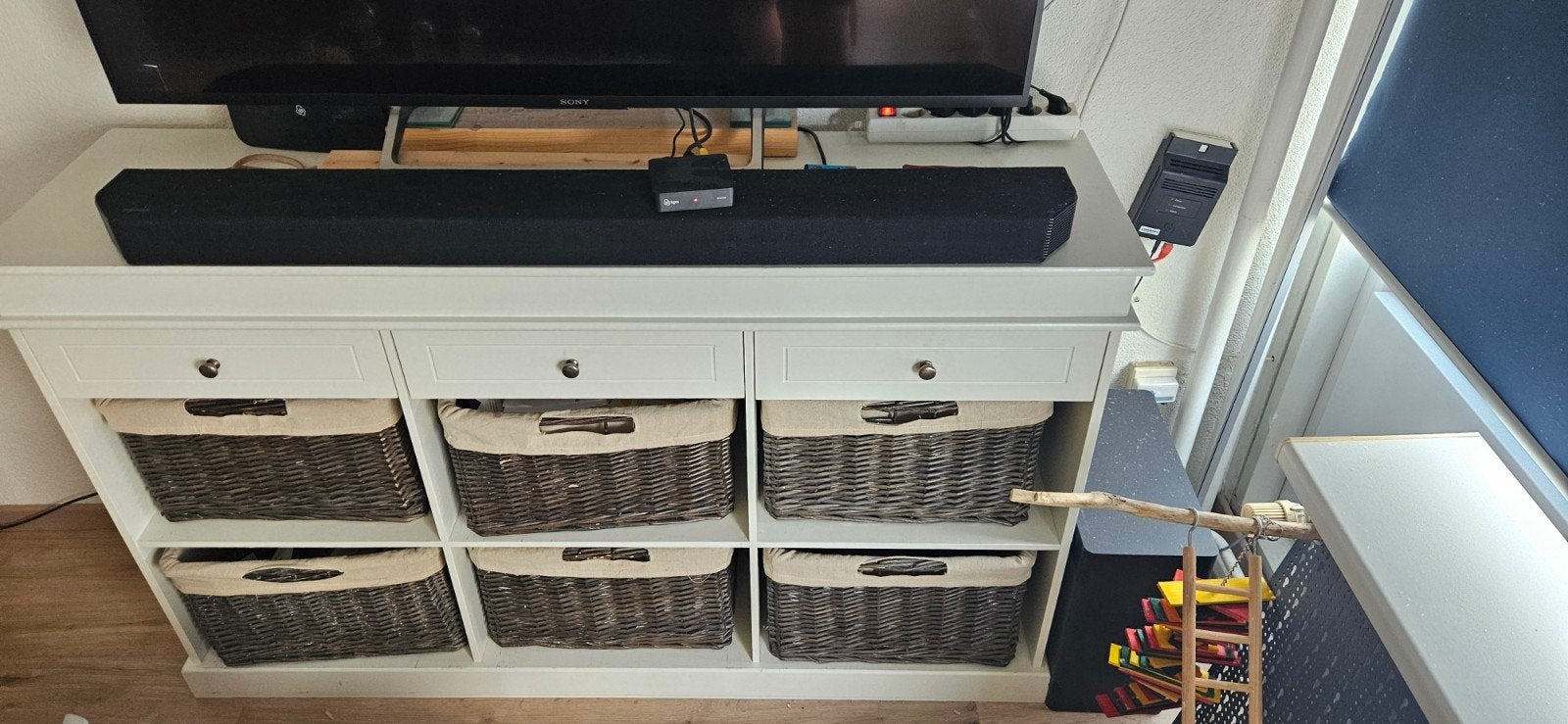 Wit TV dressoir met rieten manden - 150x90x40 cm - gratis, Ophalen, Gebruikt, Overige materialen, 100 tot 150 cm