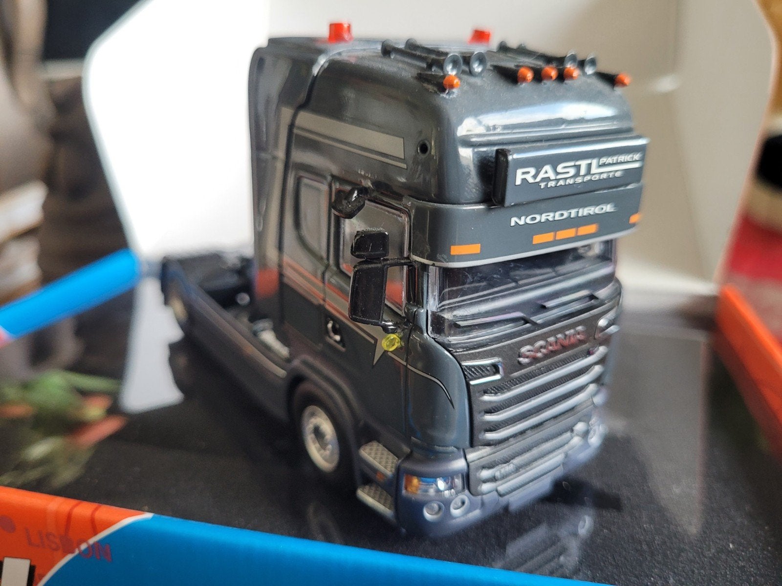 scania Patrick raster, Hobby en Vrije tijd, Modelauto's | 1:50, Tekno, Nieuw, Tekno, Bus of Vrachtwagen