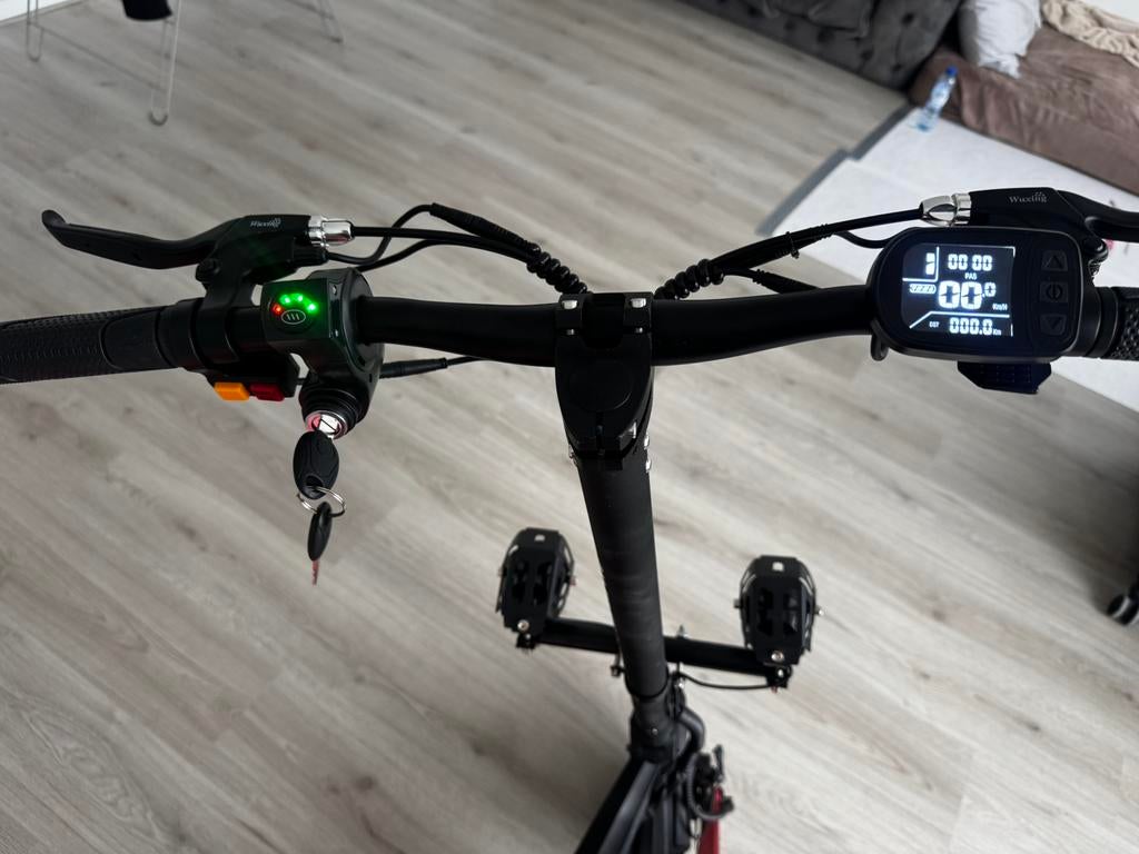 Het is en elektrikse step hiboy, Ophalen, Zo goed als nieuw, Elektrische step (E-scooter)