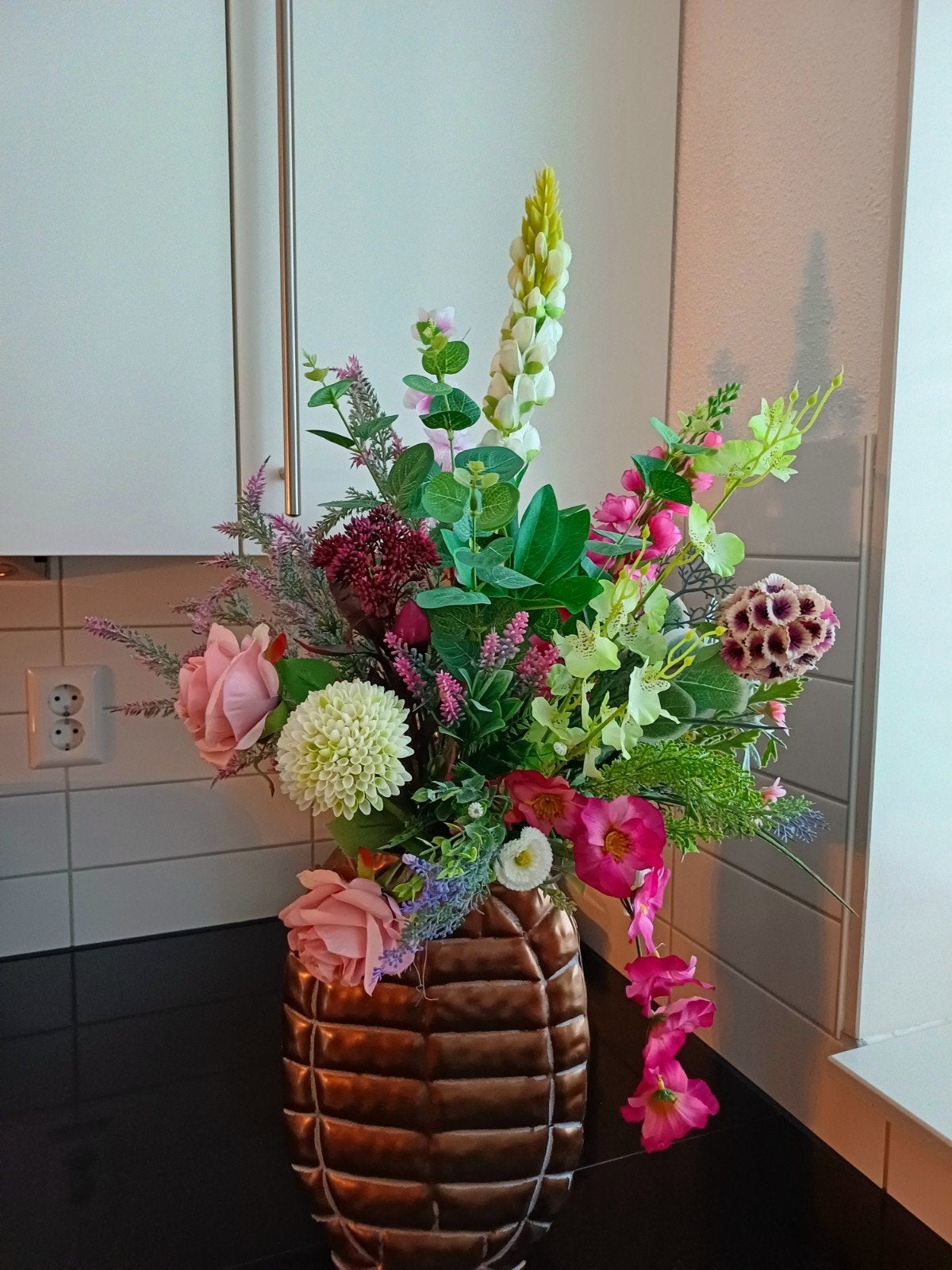 Prachtig nieuw boeket zijden bloemen - 60 cm hoog, Ophalen of Verzenden, Nieuw