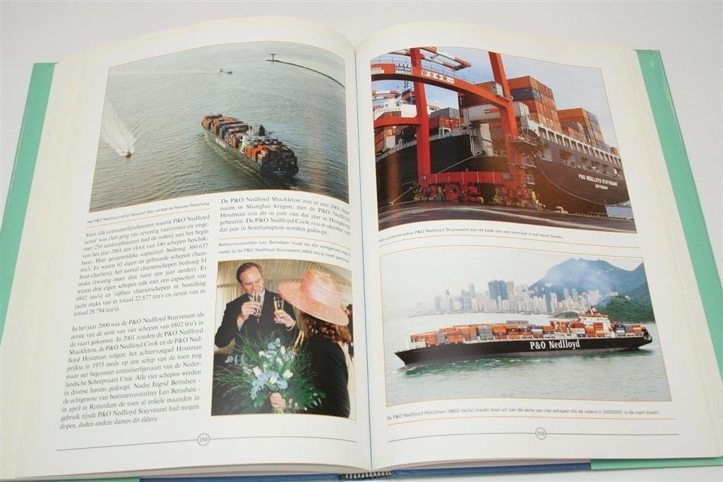 Nedlloyd Geschiedenis — 3 Decennia Scheepvaart Groot Boek, Gebruikt, -, -, Ophalen of Verzenden