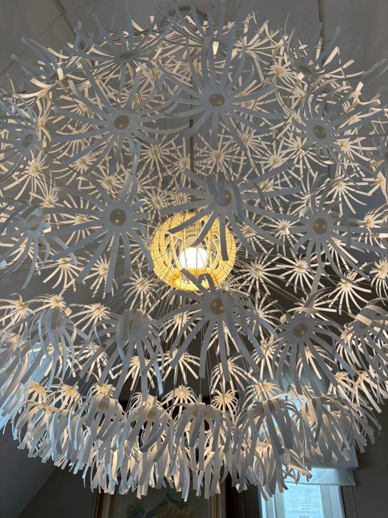 Ikea maskros bloem hanglamp wit groot, Ophalen, Gebruikt, Overige materialen, Minder dan 50 cm