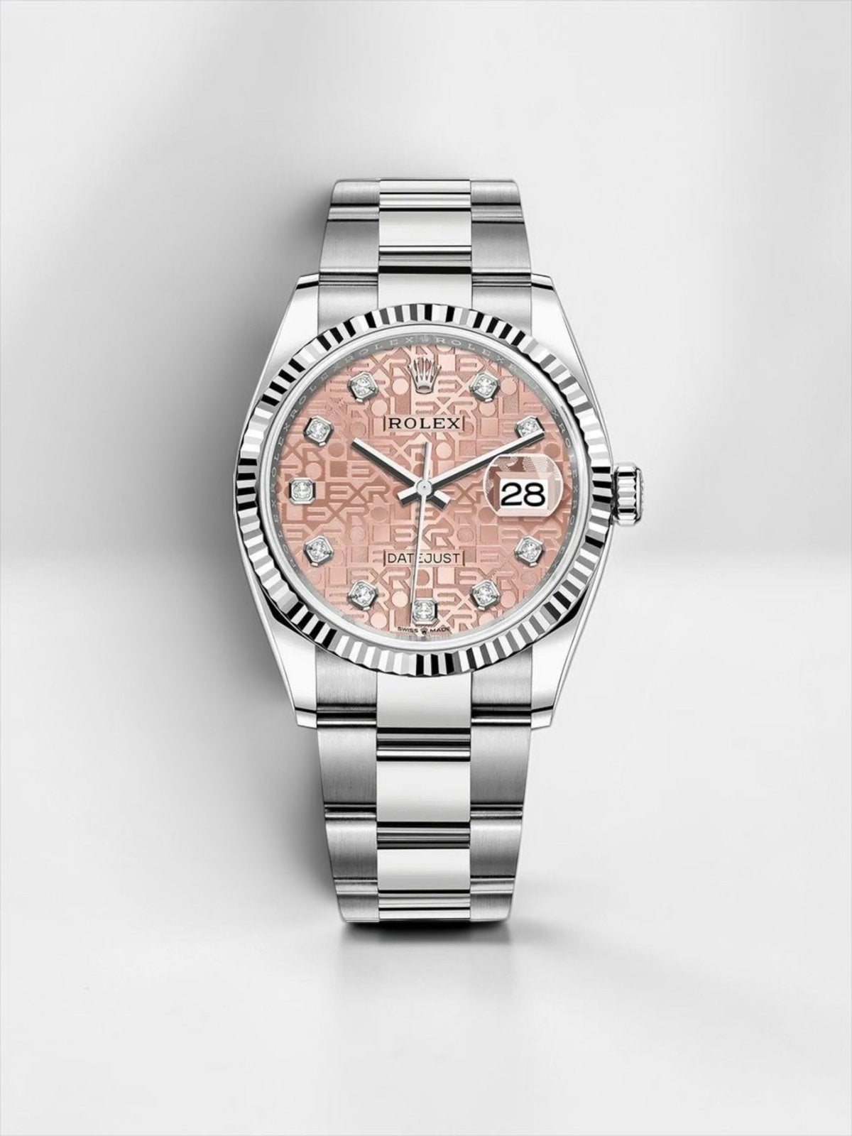 Rolex Datejust 36 Steel with Factory Salmon Diamond Dial, Ophalen of Verzenden, Zo goed als nieuw, Jongen of Meisje