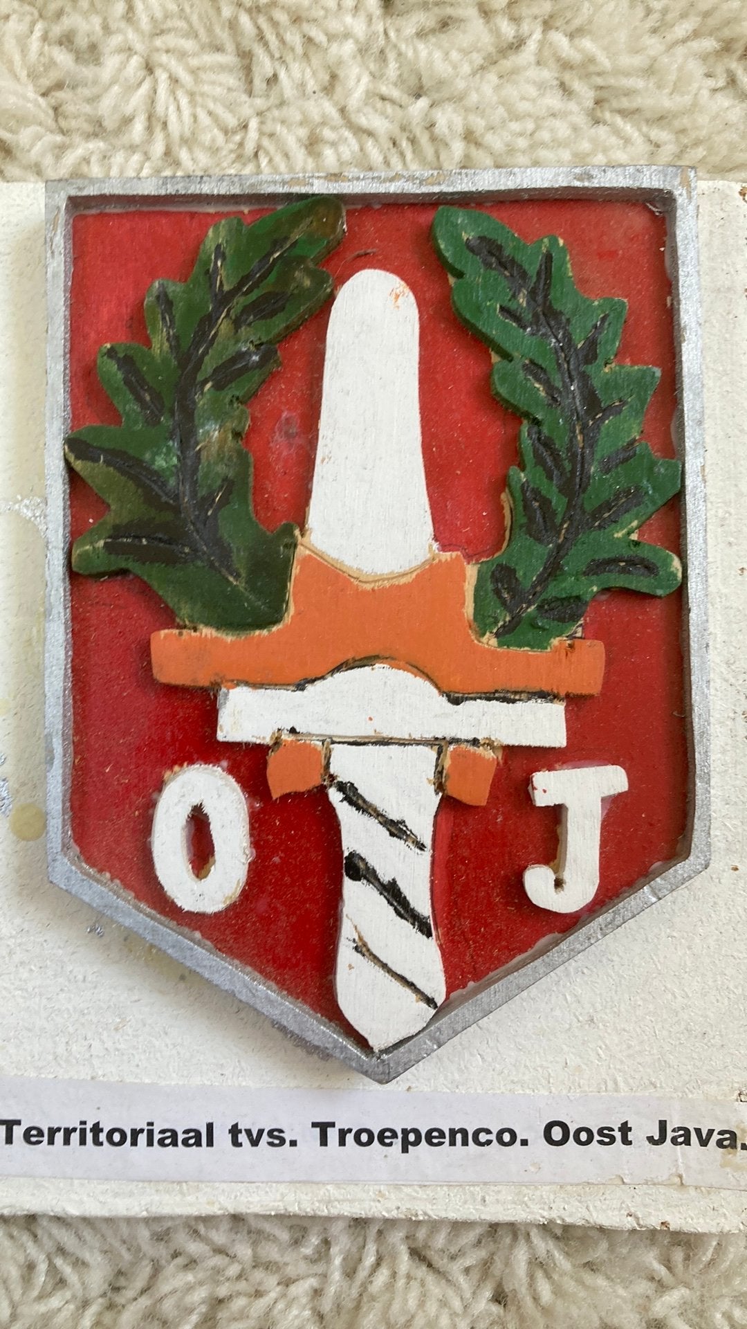 KNIL Territoriaal Troepen Commando Oost Java, Ophalen of Verzenden, Landmacht, Nederland, Embleem of Badge
