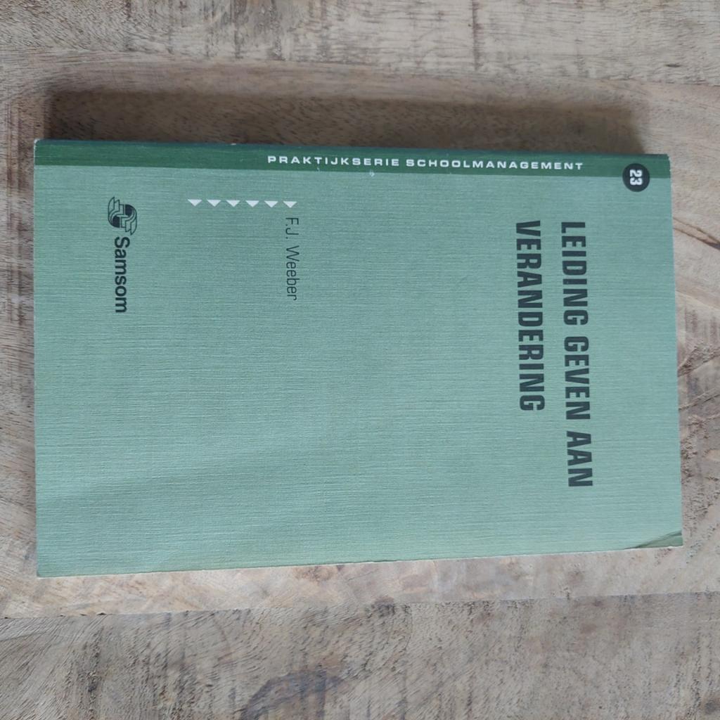 F.J. Weeber - Leiding geven aan verandering, Ophalen of Verzenden, Zo goed als nieuw, F.J. Weeber