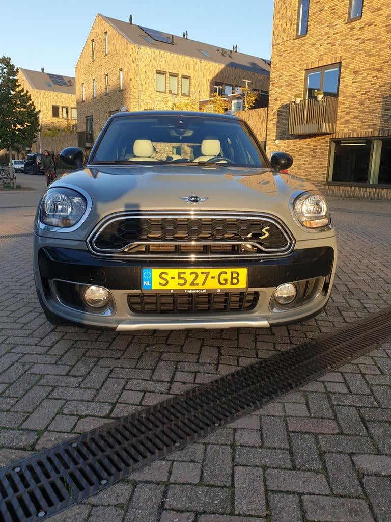 Mini Countryman hybride, leer, panoramadak 2017 Grijs, Auto's, Automaat, 136 pk, Beige, Vierwielaandrijving