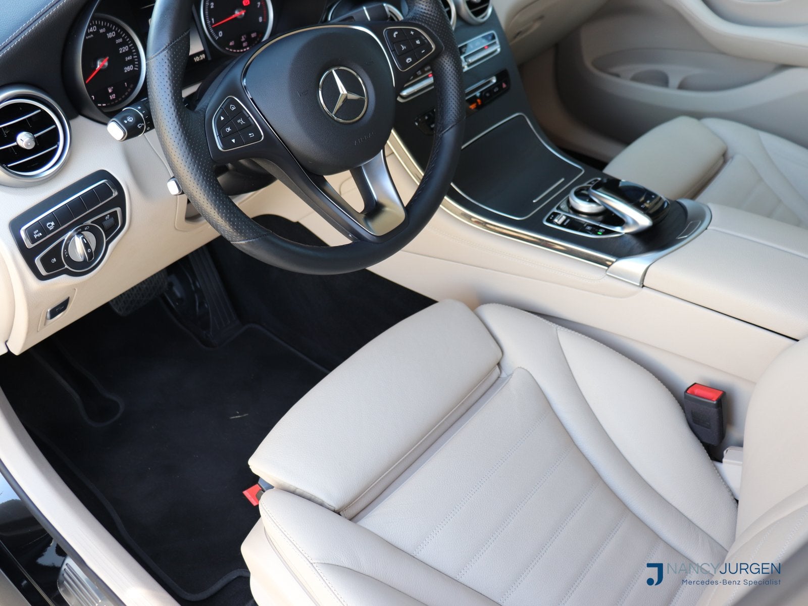 Mercedes-Benz GLC Coupé 250 4M | 9G Aut. | Business | AMG |, Gebruikt, 4 cilinders, Met garantie (alle), Zwart