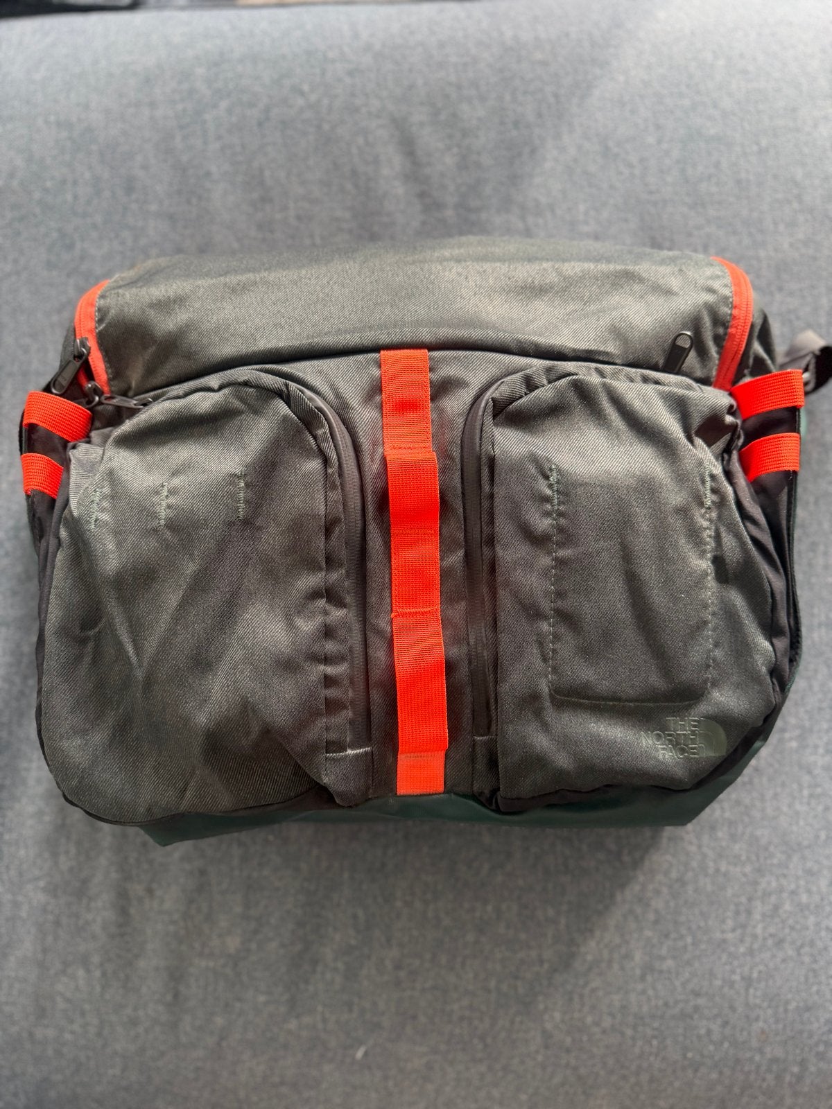 The North Face Schoudertas - Grijs met Oranje accenten, Ophalen of Verzenden, Zo goed als nieuw, Grijs, Overige merken