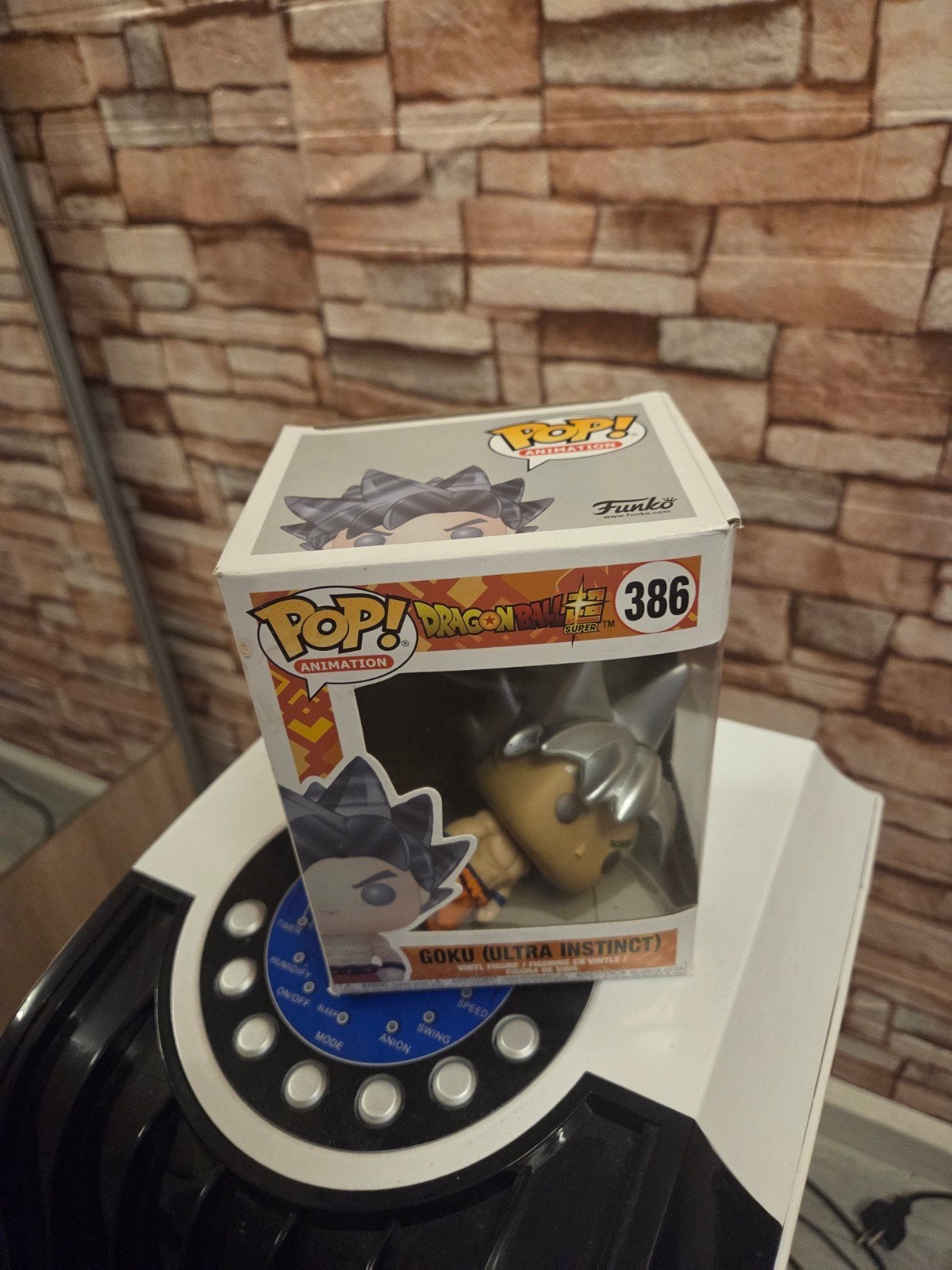 Funko Pop Dragon Ball Z Goku Ultra Instinct #386, Ophalen, Zo goed als nieuw