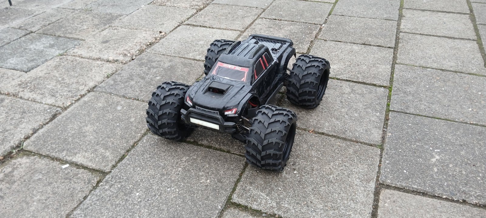 MJX Hyper Go 10208 1:10 RC Monster Truck (4S Brushless)RTR, Elektro, Auto offroad, Ophalen of Verzenden, Zo goed als nieuw